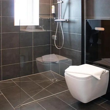 Os By Wmm Hotell